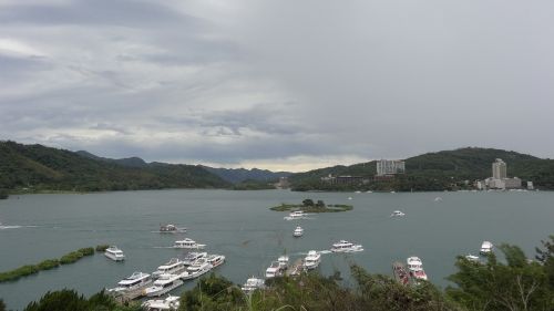 sun moon lake taiwan lake