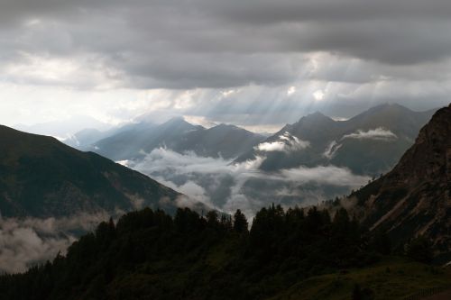 sunbeam ladurns edelweiss hut