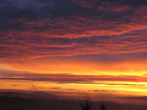 sunrise morgenrot sky