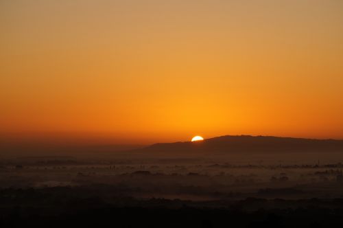 sunrise morning mist