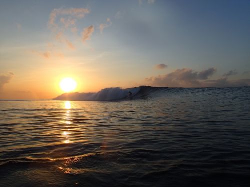 sunrise surf sea