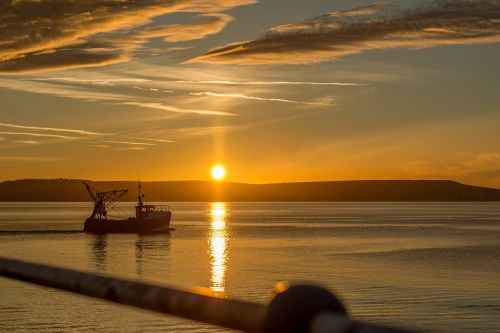 sunrise weymouth trawler