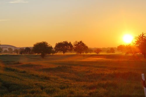 sunrise autumn fog