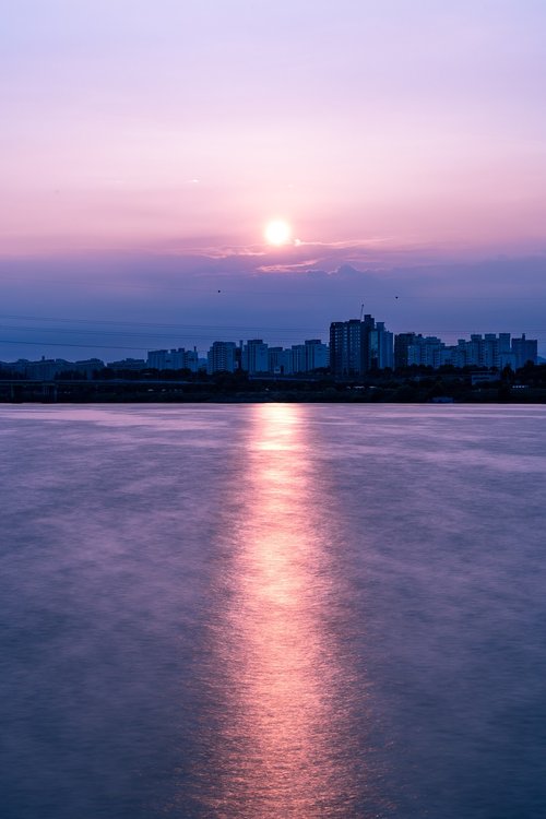 sunrise  river  city