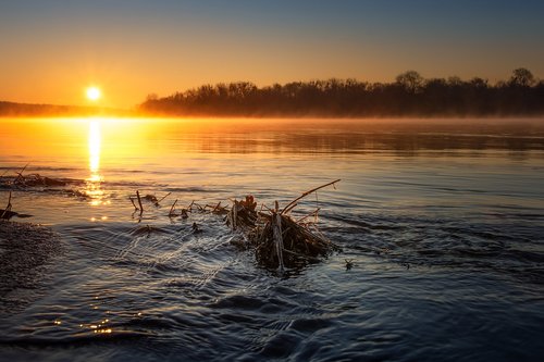 sunrise  river  elbe