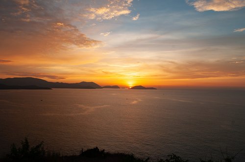 sunrise  sea  nhatrang