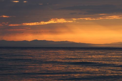 sunrise horizon sea