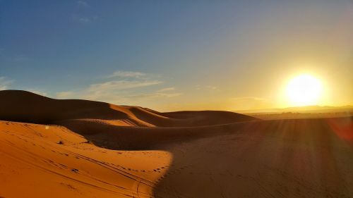 sunset desert stunning