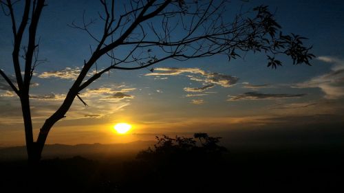 sunset indonesia tawangmangu