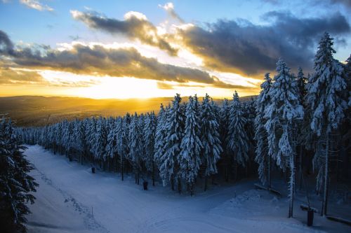 sunset light sunbeam