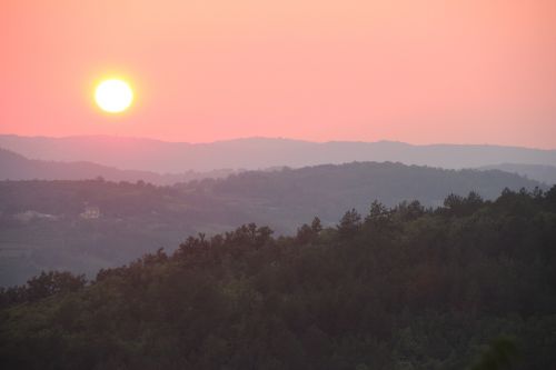 sunset hum croatia