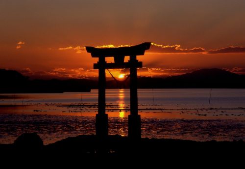 sunset shrine sea