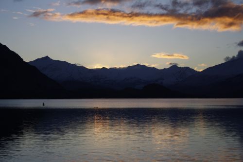 sunset lake new zealand