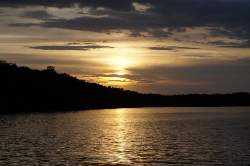 sunset virginia lake