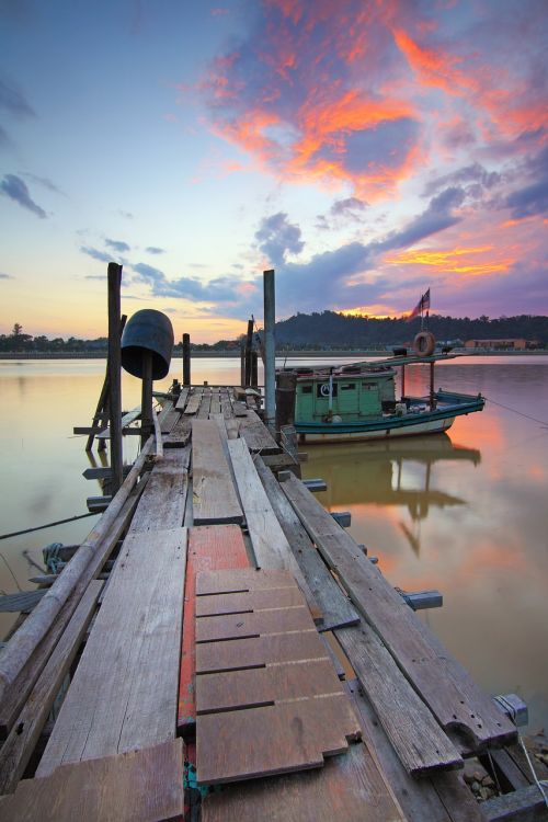 sunset old jetty best moment