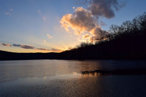 sunset lake frozen