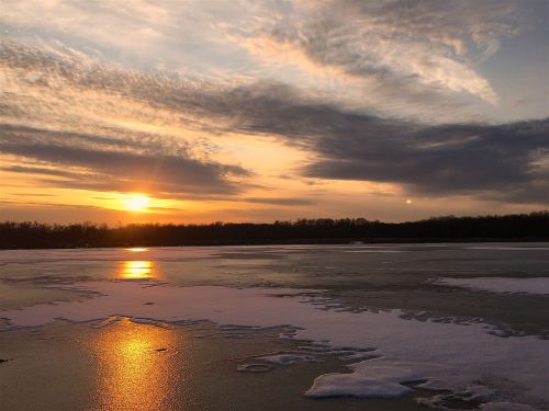 sunset lake frozen