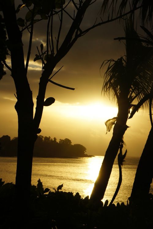 sunset beach seychelles