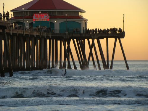 sunset pier restaurant