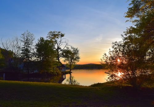 sunset lake trees