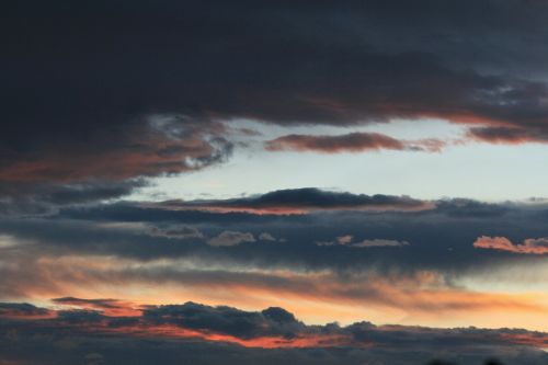 sunset clouds streaks