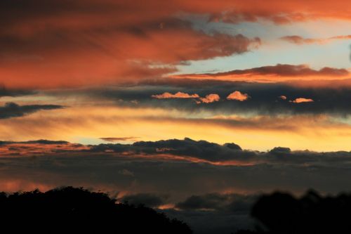 sunset clouds streaks