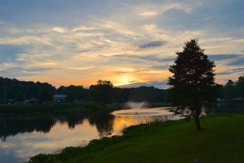 sunset pond fountain