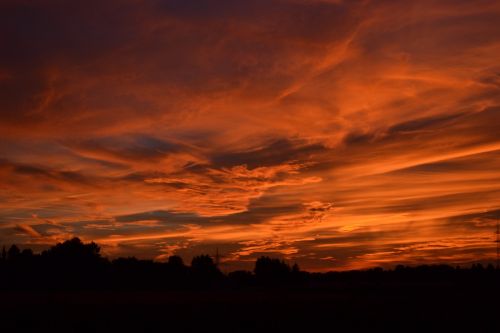 sunset clouds red