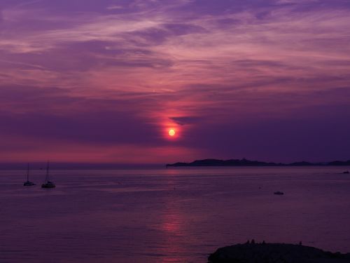 sunset violet sea