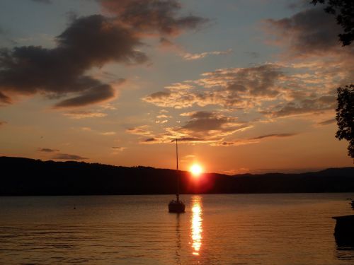 sunset lake boot