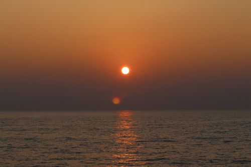 sunset sunrise sun on the sea