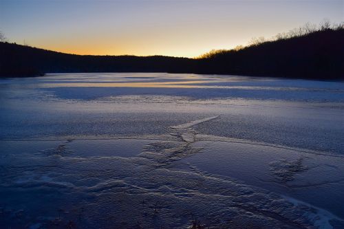 sunset lake frozen