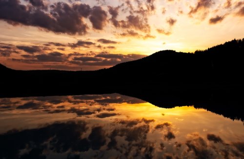 sunset  mirroring  abendstimmung