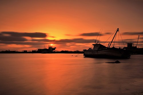 sunset  fishing boats  sea