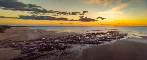 sunset  lee point beach  darwin