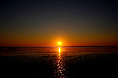 sunset  sun  sea