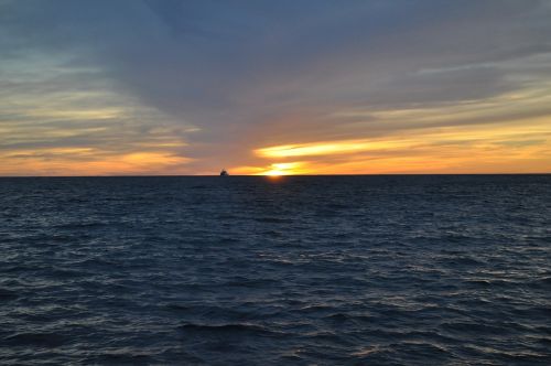 sunset cape boat