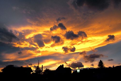 sunset cozy clouds