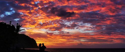 sunset ocean couple