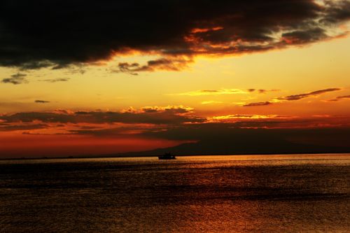 Sunset In Manila Bay 13