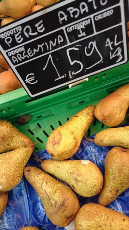 supermarket organic fruits price