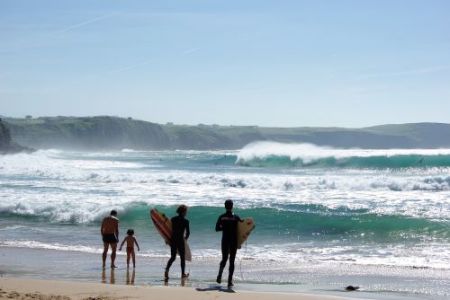 surf travel spain