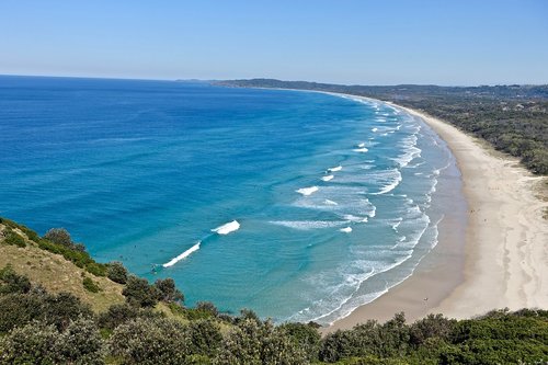 surf  beach  white