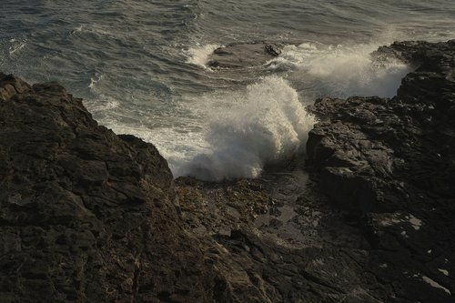 surf  ocean  cliff