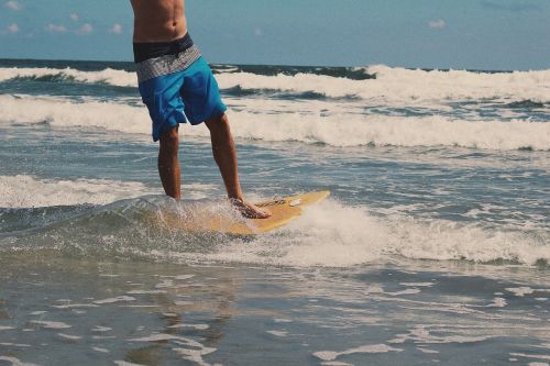 surfer surfing surf