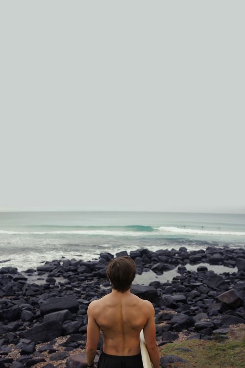 surfer muscular back