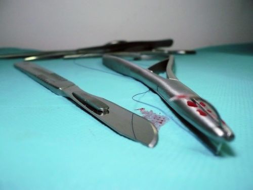 surgery tools scalpel