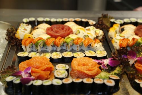 sushi japanese eat
