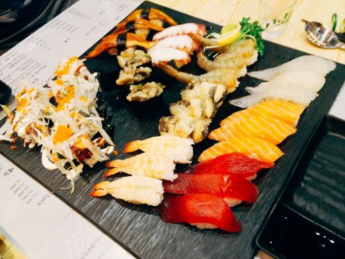 sushi food eat
