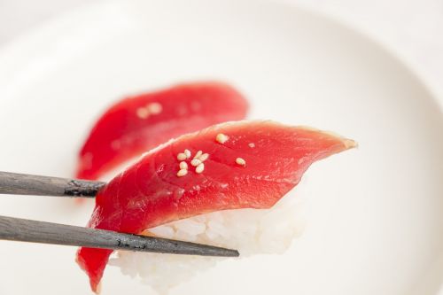 sushi dzukemaguro food